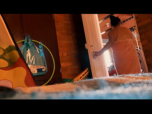 ❤️ Ағам менің артымнан душқа кіреді, мен душ қабылдап жатқанда ол мені трахает етеді. ❤ Сапалы секс бойынша бізде ️❤